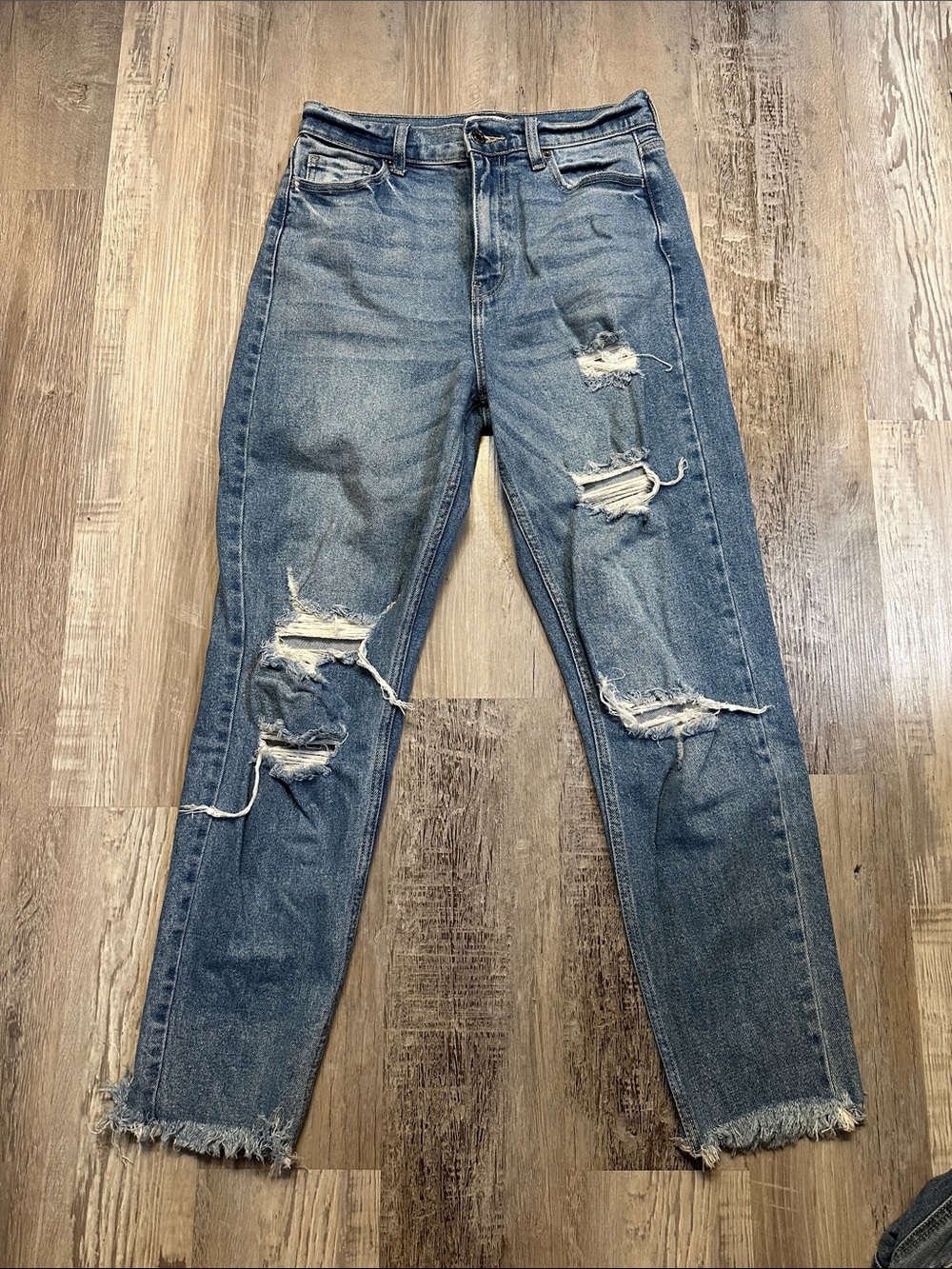 Straight Leg Jeans | 7